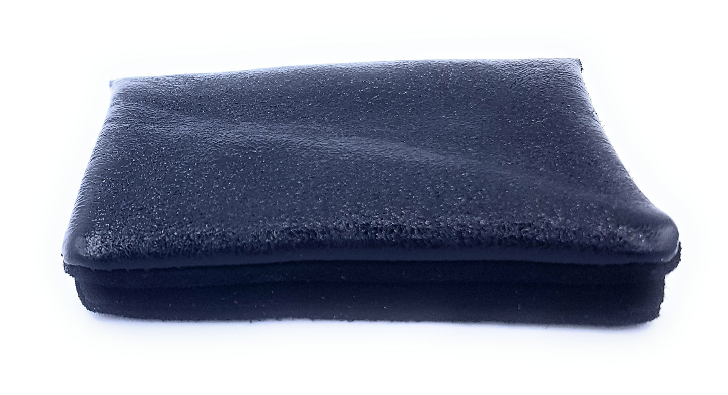 Aponi suede leather / iridescent coin purse ~ Black