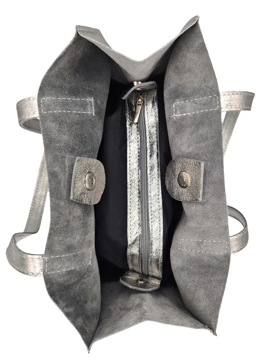 Dena shopper bag in iridescent leather ~ Silver