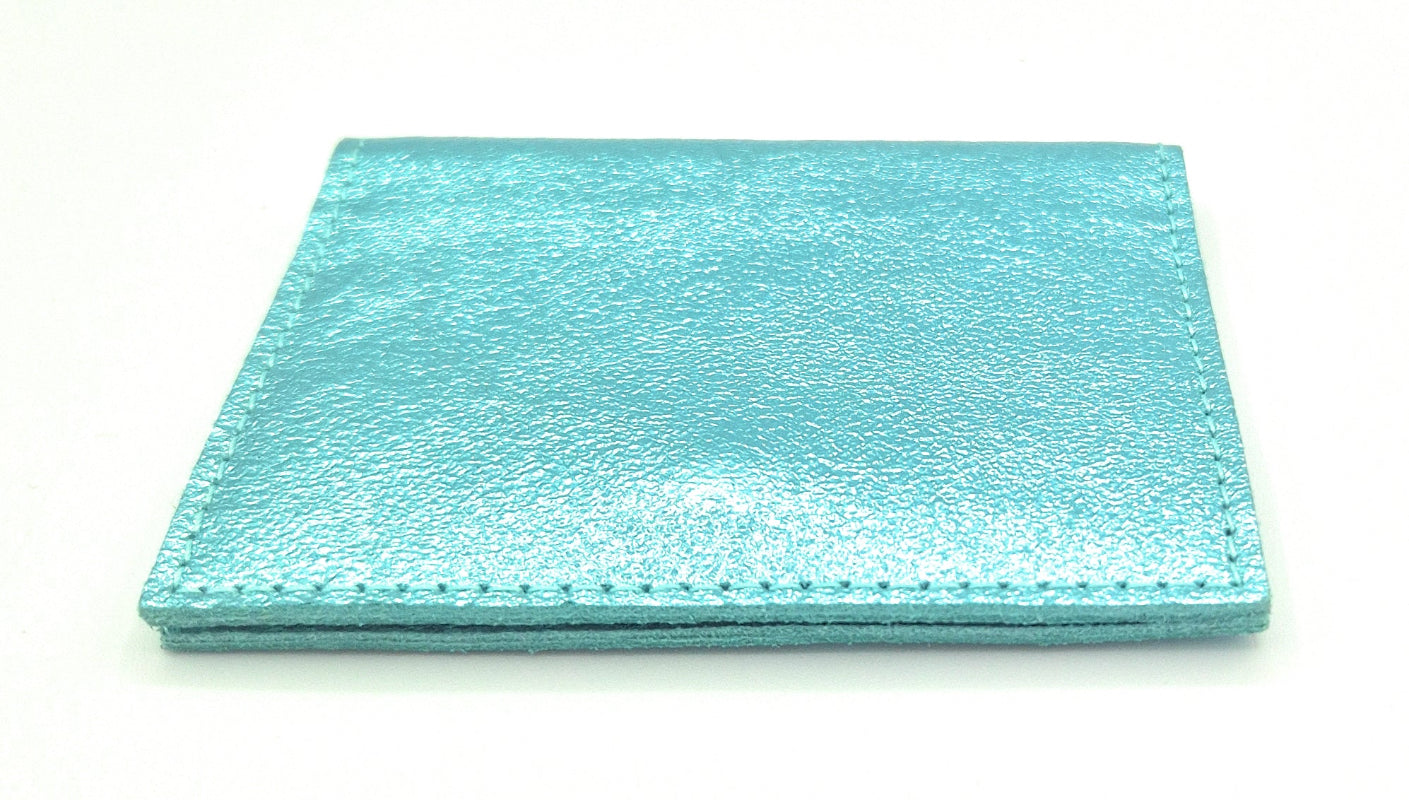 Porte-cartes Asha en cuir irisé italien ~ Turquoise
